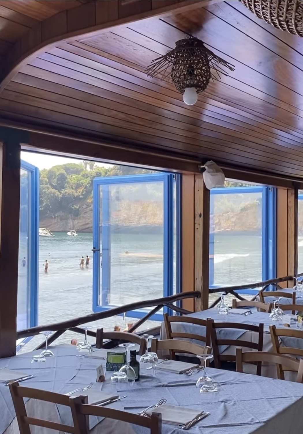 Ristorante sul mare a Procida